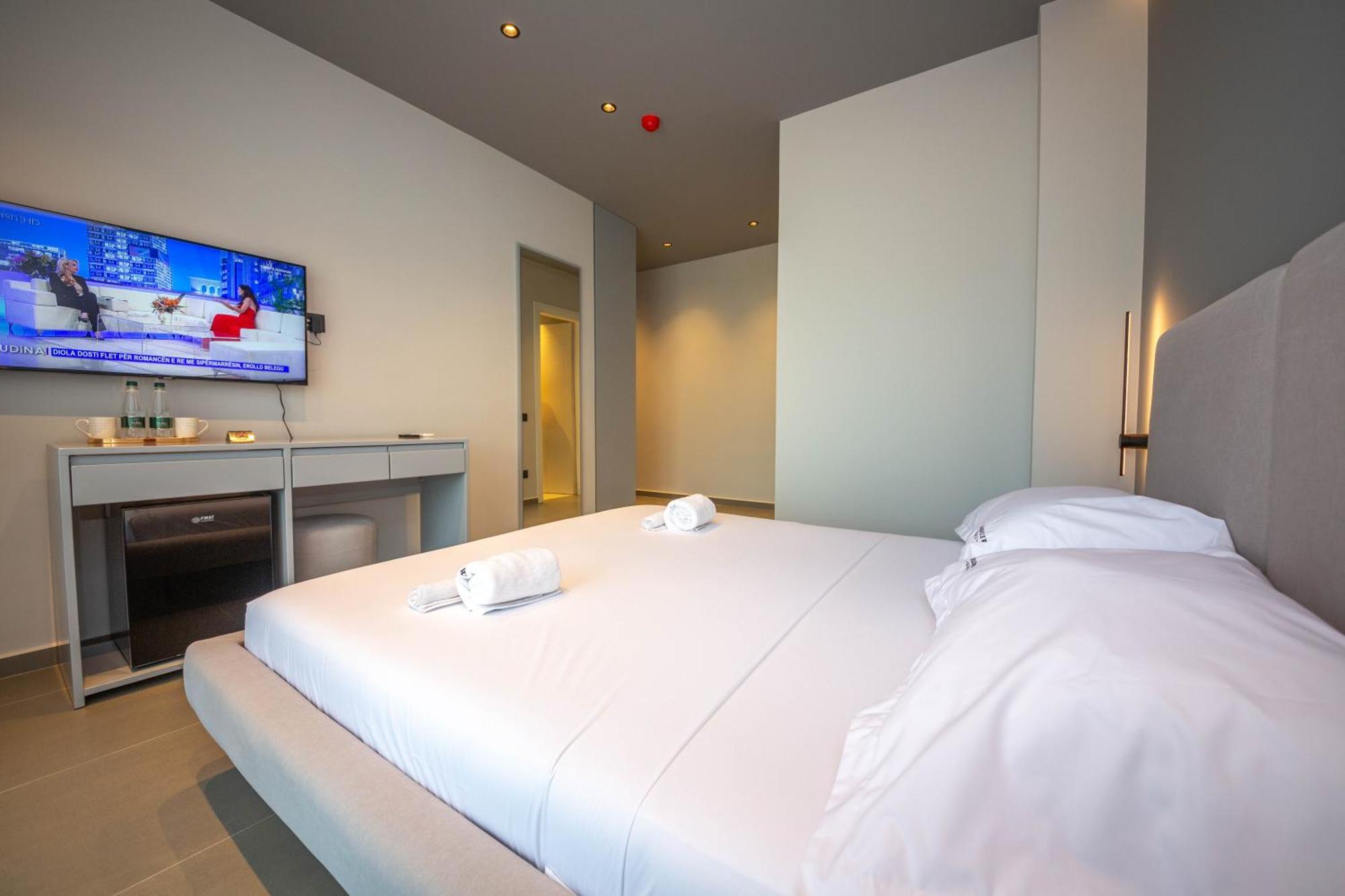 Lake View Rooms Ksamil Exterior foto